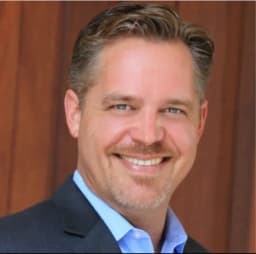Headshot of Joshua Holcomb